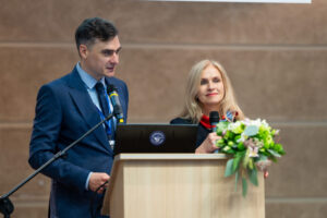 Dr Rafał Iwański, dr hab. Beata Bugajska, prof. US